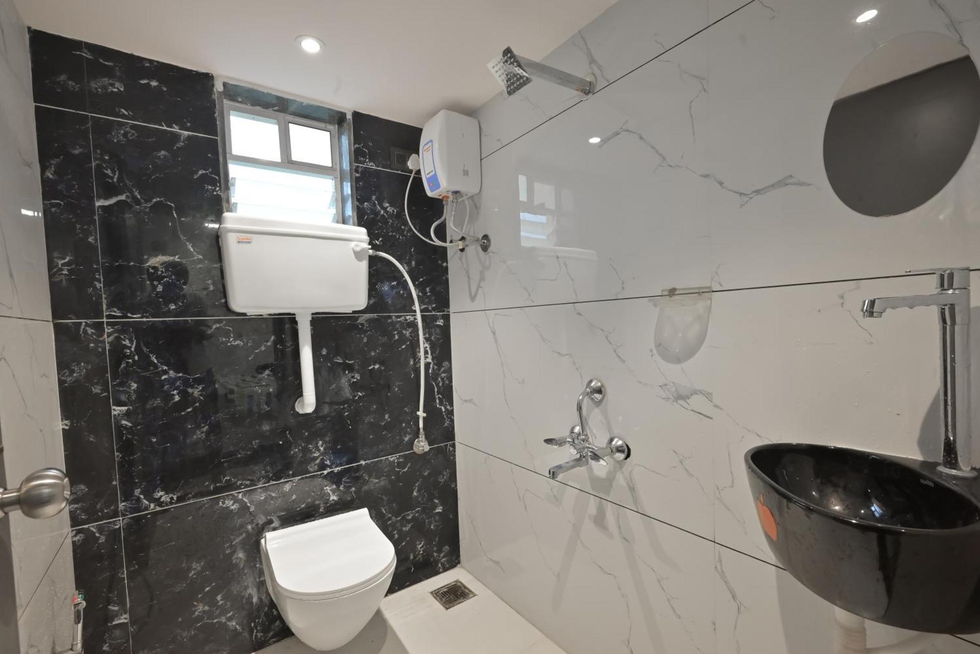 Empyrean Stay Ll 3Bhk Ll Marshall Villa Ll Large Pool Ll Ac Ll لونافالا المظهر الخارجي الصورة